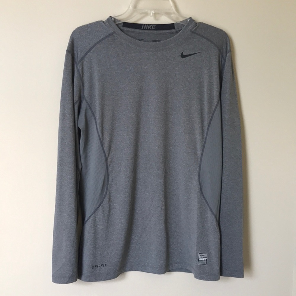 Nike Men’s ProCombat Dri-Fit Long Sleeve - M